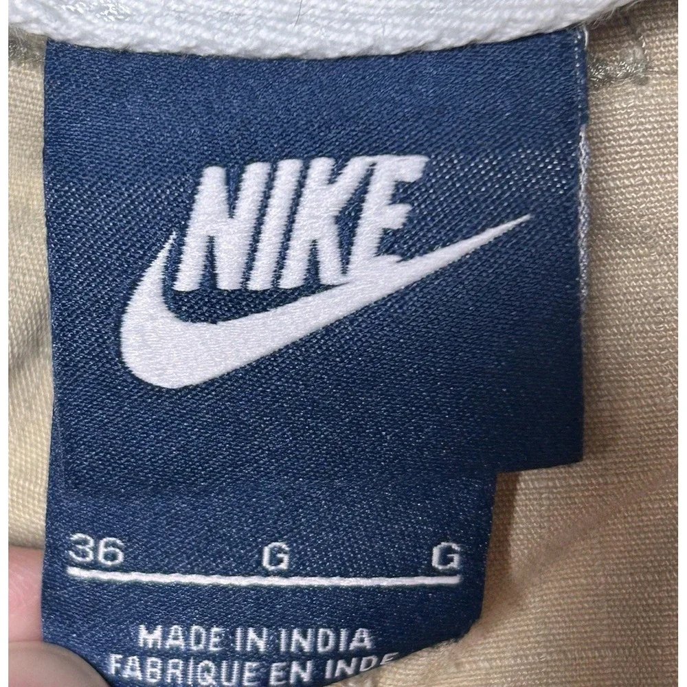 Vintage Nike Shorts Cargo Ripstop Khaki‎ Mens 36 Cotton Zipped Pockets Y2K
